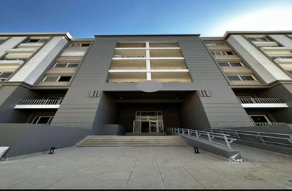 Apartment - 3 Bedrooms - 3 Bathrooms for sale in Hyde Park - New Cairo City - Cairo