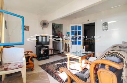 Apartment - 2 Bedrooms - 1 Bathroom for sale in Azarita - Hay Wasat - Alexandria