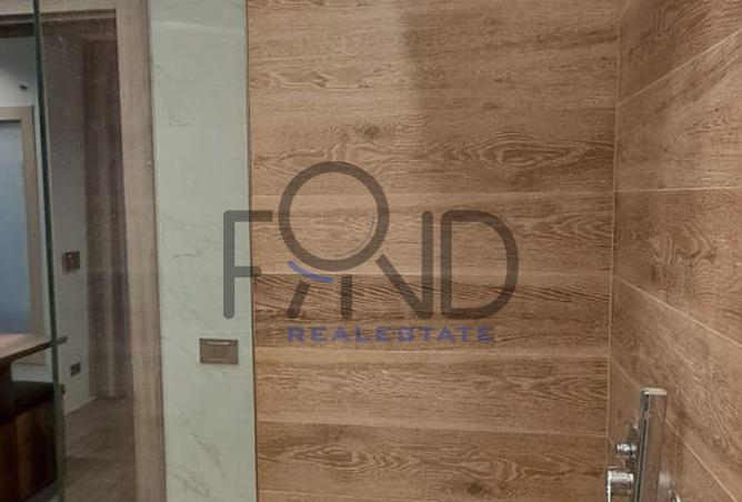 70104849 - صورة العقار 2