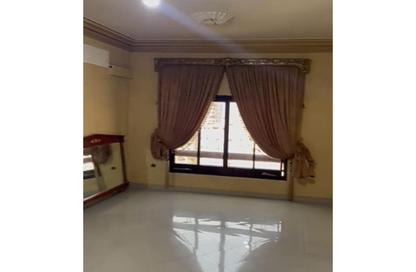 Apartment - 3 Bedrooms - 2 Bathrooms for sale in Abbas Zazoa St. - 7th District - Nasr City - Cairo