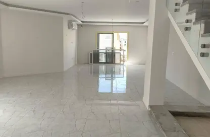 iVilla - 4 Bedrooms - 3 Bathrooms for rent in Mountain View Hyde Park - 5th Settlement Compounds - The 5th Settlement - New Cairo City - Cairo