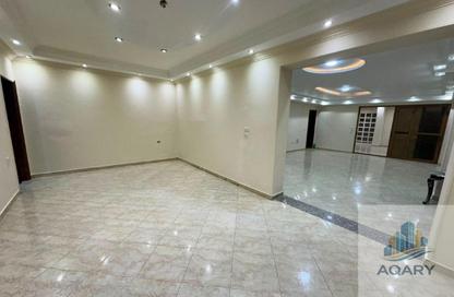 Apartment - 4 Bedrooms - 4 Bathrooms for sale in Gate 1 - Khofo - Hadayek El Ahram - Giza Apartment - 4 Bedrooms - 4 Bathrooms for sale in Gate 1 - Khofo - Hadayek El Ahram - Giza