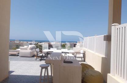 شاليه - 4 غرف نوم - 6 حمامات للايجار في هاسييندا وايت - سيدي عبد الرحمن - الساحل الشمالي