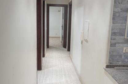 Apartment - 3 Bedrooms - 1 Bathroom for rent in 10th Sector - Zahraa El Maadi - Hay El Maadi - Cairo