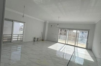 Duplex - 3 Bedrooms - 3 Bathrooms for sale in Garden Residence - Hyde Park - New Cairo City - Cairo