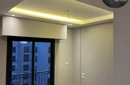 شقة - غرفة نوم - 2 حمامات للبيع في فيلدج ويست - كمبوندات الشيخ زايد - الشيخ زايد - الجيزة