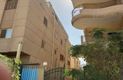 Roof - 3 Bedrooms - 3 Bathrooms for sale in 1st Settlement Post office St. - The 1st Settlement - New Cairo City - Cairo