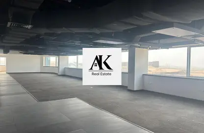 مساحات مكتبية - 8 غرف نوم - 4 حمامات للايجار في شارع مجمع البنوك - شارع التسعين الجنوبي - التجمع الخامس - مدينة القاهرة الجديدة - القاهرة