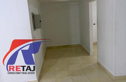 Bungalow - Studio - 1 Bathroom for rent in Doctor Ahmed Okasha St. - El Banafseg 6 - El Banafseg - New Cairo City - Cairo