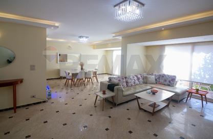 Townhouse - 2 - 2 for sale in Alex West - Alexandria Compounds - Alexandria