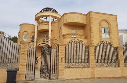 فيلا - 5 غرف نوم - 5 حمامات للايجار في طريق بيفرلي هيلز - الحي السابع عشر - الشيخ زايد - الجيزة فيلا - 5 غرف نوم - 5 حمامات للايجار في طريق بيفرلي هيلز - الحي السابع عشر - الشيخ زايد - الجيزة