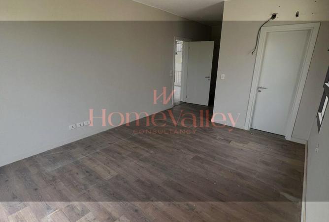 68795976 - Property Image 3