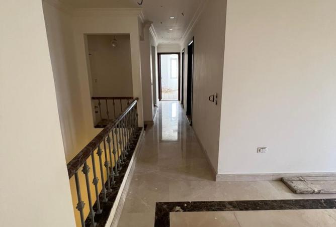 98827516 - Property Image 3