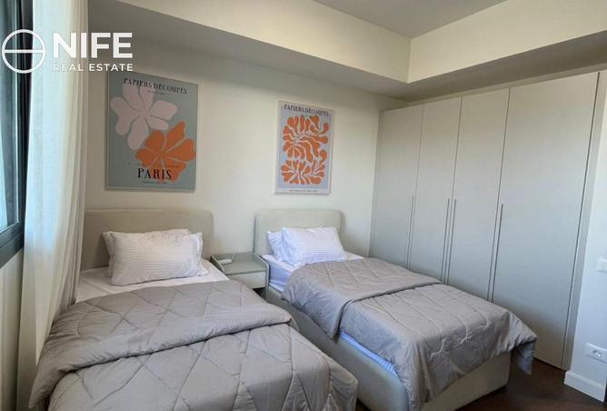 76232233 - Property Image 2