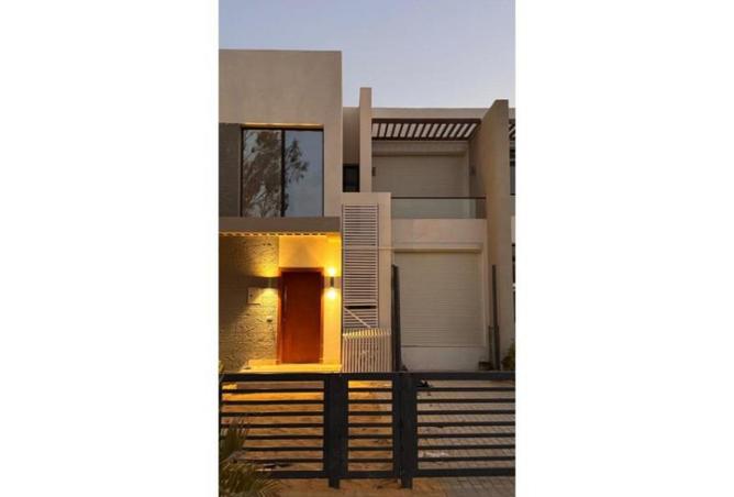 57493760 - Property Main Image