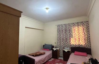 Apartment - 3 Bedrooms - 2 Bathrooms for sale in Dr Hassan Al Sherif St. - 8th Zone - Nasr City - Cairo