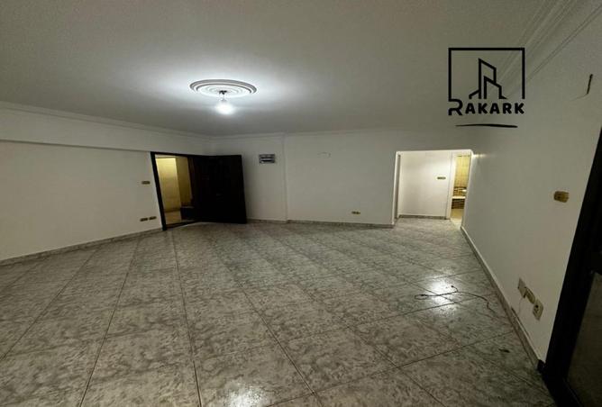 8663900 - Property Main Image