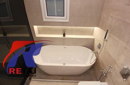 Apartment - 2 Bedrooms - 2 Bathrooms for rent in 5th Settlement Compounds - The 5th Settlement - New Cairo City - Cairo