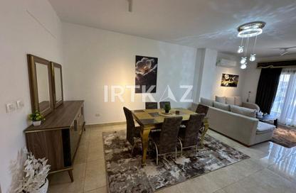 Apartment - 3 Bedrooms - 3 Bathrooms for sale in Moon Residences - Fifth Square - The 5th Settlement - New Cairo City - Cairo
