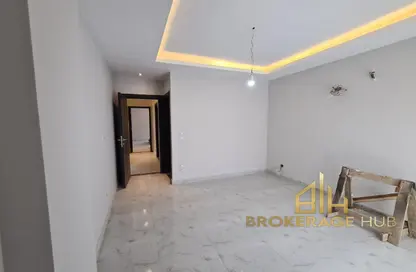 شقة - 3 غرف نوم - 2 حمامات للايجار في جاليريا  مون فالى - المستثمرين الجنوبية - مدينة القاهرة الجديدة - القاهرة