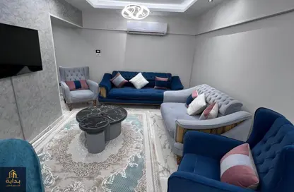 Apartment - 2 Bedrooms - 1 Bathroom for rent in Anwar Al Mufti St. - 1st Zone - Nasr City - Cairo