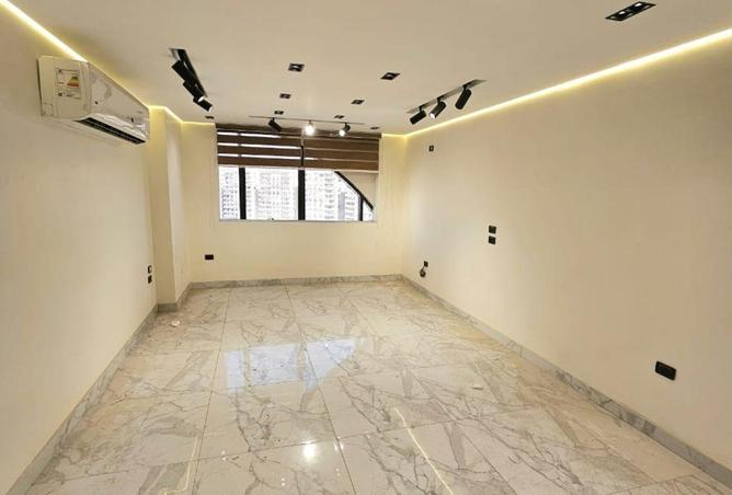 69833807 - صورة العقار 3