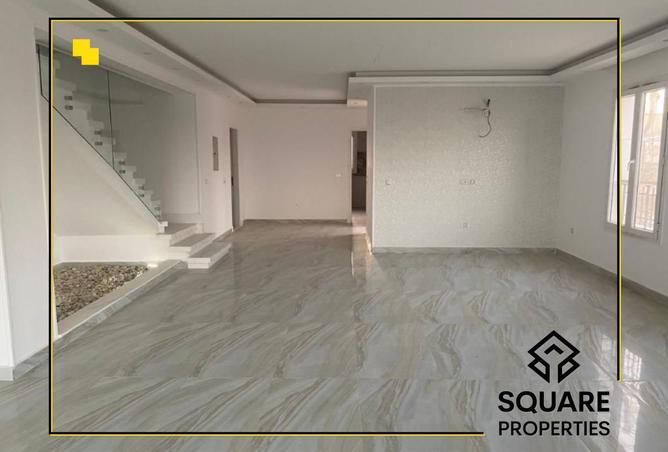 8574880 - Property Image 2