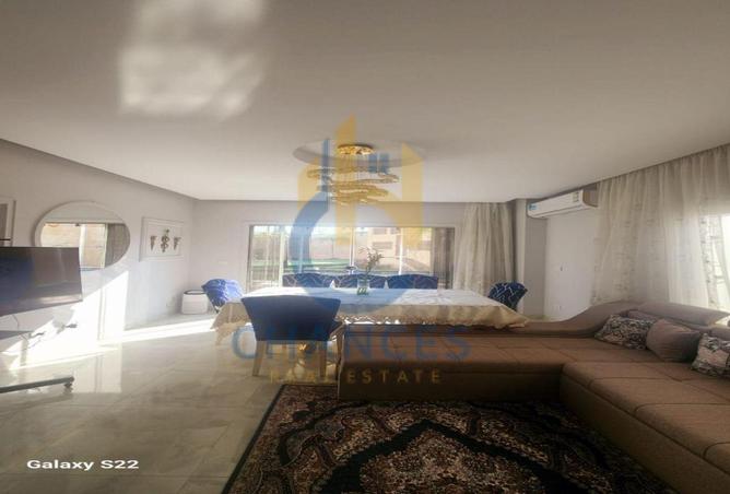 98548591 - Property Image 2