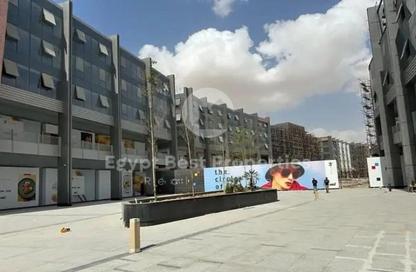 Shop - Studio - 1 Bathroom for sale in Three Sixty - 5th Settlement Compounds - The 5th Settlement - New Cairo City - Cairo