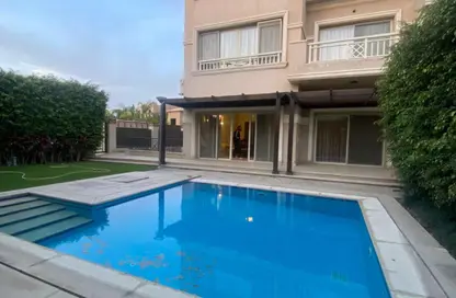 فيلا - 5 غرف نوم - 5 حمامات للايجار في قطامية ديونز - كمبوندات القطامية - القطامية - مدينة القاهرة الجديدة - القاهرة