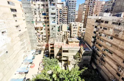 Apartment - 2 Bedrooms - 1 Bathroom for sale in Al Tofola Al Saaeda St. - Sidi Beshr - Hay Awal El Montazah - Alexandria