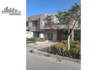 تاون هاوس - 3 غرف نوم - 3 حمامات للبيع في جولف فيوز - طريق مصر اسكندرية الصحراوي - مدينة 6 أكتوبر - الجيزة