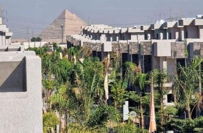 Villa - 5 Bedrooms - 5 Bathrooms for sale in Sun Capital - Fayoum Desert road - 6 October City - Giza