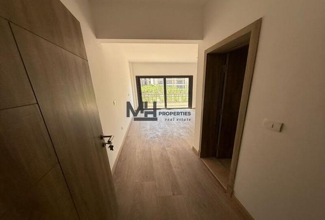 63880927 - Property Image 2