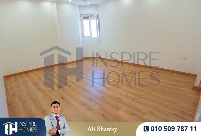 66966700 - Property Image 3