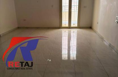 Apartment - 3 Bedrooms - 2 Bathrooms for rent in El Yasmeen 8 - El Yasmeen - New Cairo City - Cairo