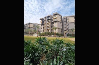 Apartment - 3 Bedrooms - 2 Bathrooms for sale in Garden Gate - Ashgar City - Al Wahat Road - 6 October City - Giza