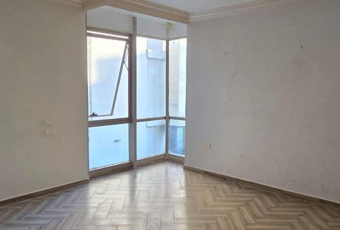 66426812 - Property Image 3