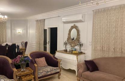 Villa - 6 Bedrooms - 5 Bathrooms for sale in Al Rehab - New Cairo City - Cairo
