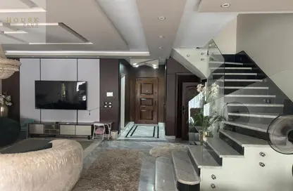 منزل مزدوج - 3 غرف نوم - 3 حمامات للبيع في الربوة - كمبوندات الشيخ زايد - الشيخ زايد - الجيزة