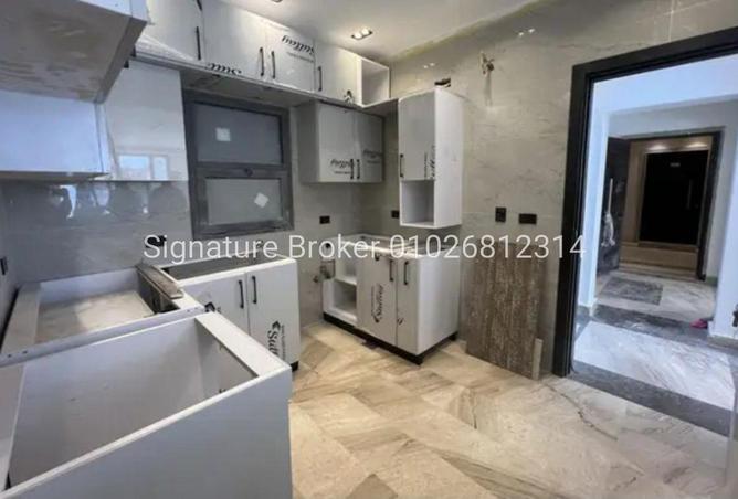 74304194 - Property Image 2