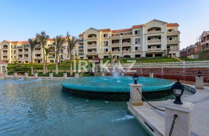 Apartment - 2 Bedrooms - 2 Bathrooms for sale in Regent's Square - 5th Settlement Compounds - The 5th Settlement - New Cairo City - Cairo