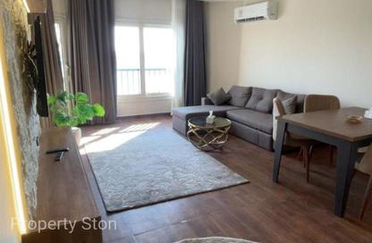 Apartment - 3 Bedrooms - 2 Bathrooms for rent in Cornish El Nile St. - Maadi - Hay El Maadi - Cairo