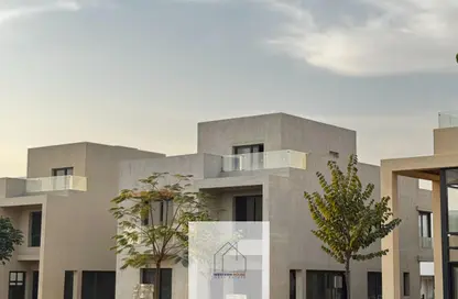 Villa - 5 Bedrooms - 5 Bathrooms for sale in O West - 6 October Compounds - 6 October City - Giza