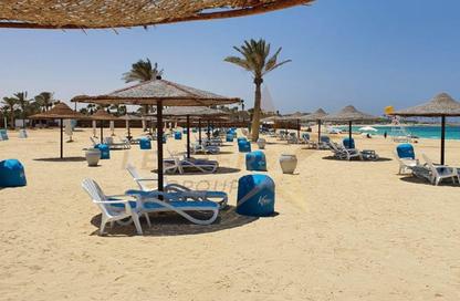 Chalet - 2 Bedrooms - 2 Bathrooms for sale in Koun - Ras Al Hekma - North Coast