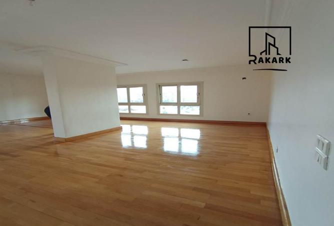 8562010 - Property Image 2