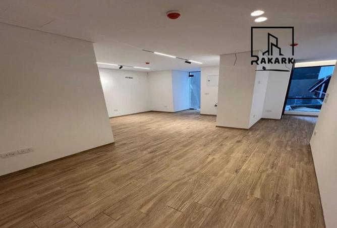 8600003 - Property Main Image