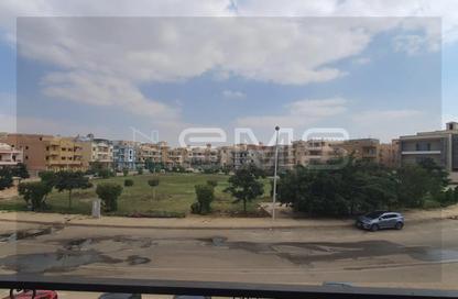 Office Space - Studio - 4 Bathrooms for rent in Okba Ibn Nafaa St. - Al Narges 6 - Al Narges - New Cairo City - Cairo