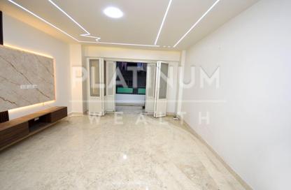Apartment - 3 Bedrooms - 2 Bathrooms for sale in Bin Mosleh Al Arman St. - Miami - Hay Awal El Montazah - Alexandria