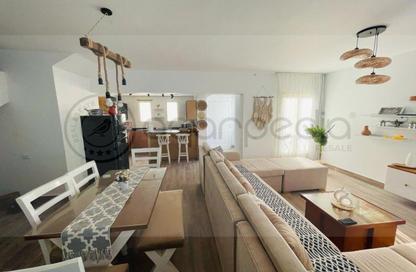 Twin House - 3 Bedrooms - 2 Bathrooms for rent in Mountain View - Ras Al Hekma - North Coast